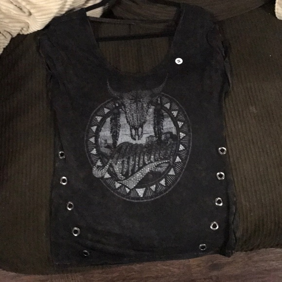 Affliction open back shirt - Picture 4 of 5